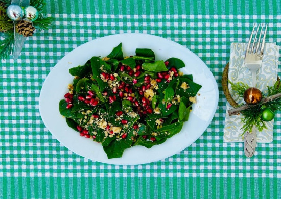 Narlı Cevizli Ispanak Salatası Tarifi: Nasıl Yapılır?