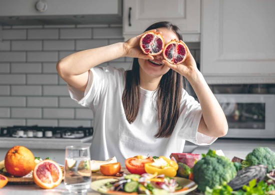 Serotonin (Mutluluk Hormonu): Nedir, Hangi Besinlerde Bulunur?